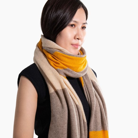 Pure Cashmere scarf, Best cashmere scarf, Cozy Shoulder Wrap, Lightweight Scarf - Picture 5 of 10